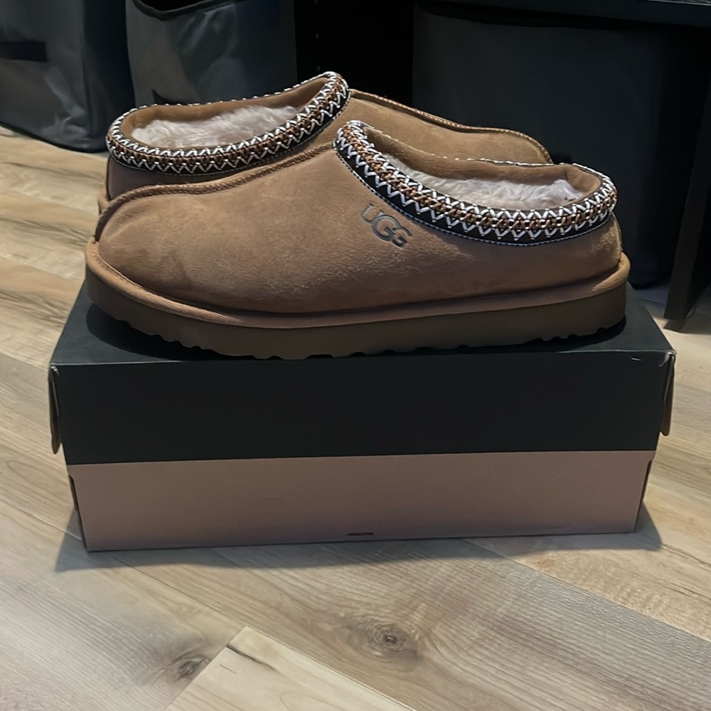 UGG Tasman Slipper